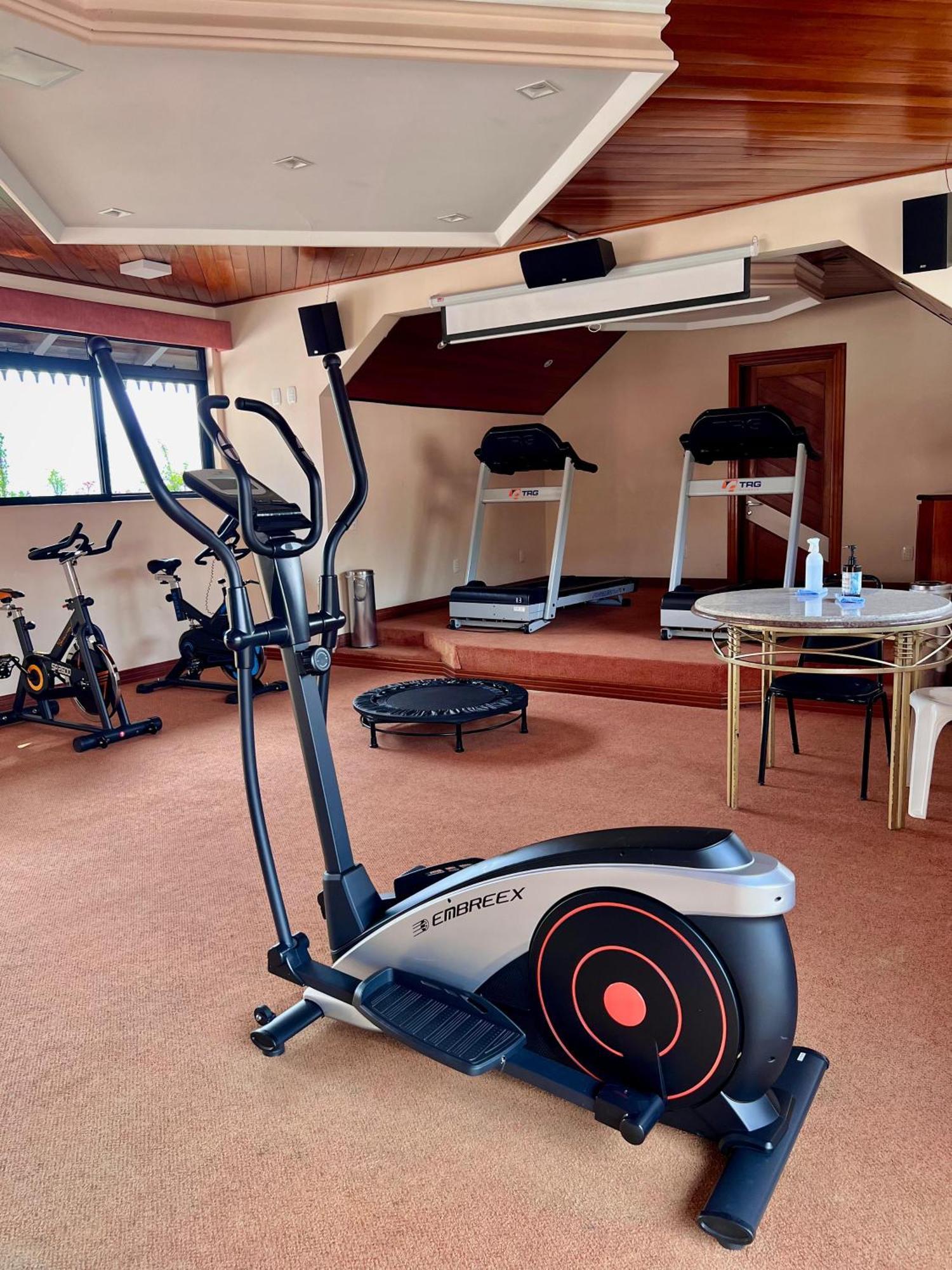 Hotel Vila Germanica ピラトゥバ エクステリア 写真